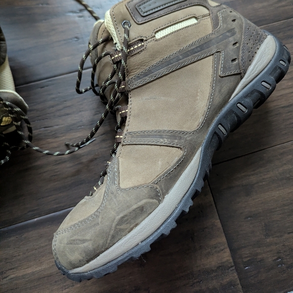 Columbia Women's Culvert Mid Omni-Tech Waterproof Hiking Boots Sz 10 - Picture 5 of 7